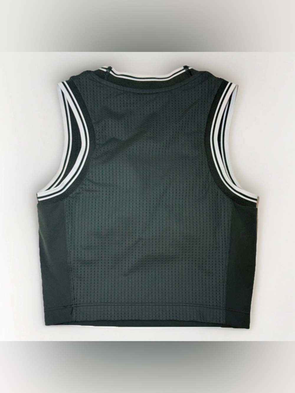 Lululemon Varsity Scoop Neck Cropped Tennis Tank Legacy Green Sz 2? Pads No Tags - Picture 2 of 6